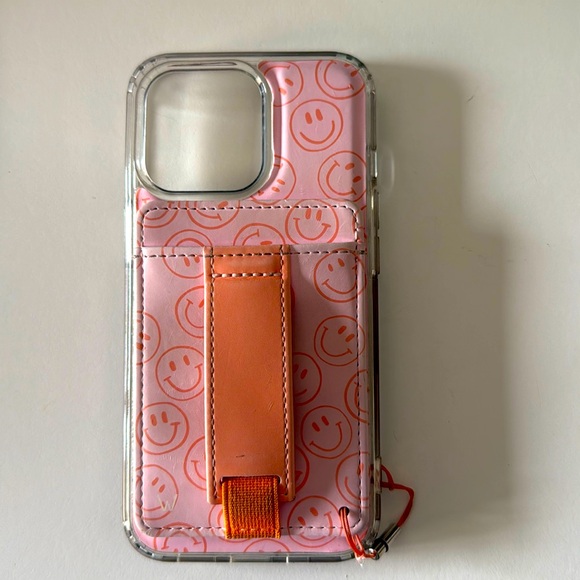 WALLI All Smiles Magnetic Phone Case iPhone 13 Pro - Picture 1 of 2